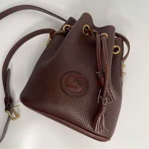 ✨SALE✨ Brown Vintage Dooney & Bourke Drawstring